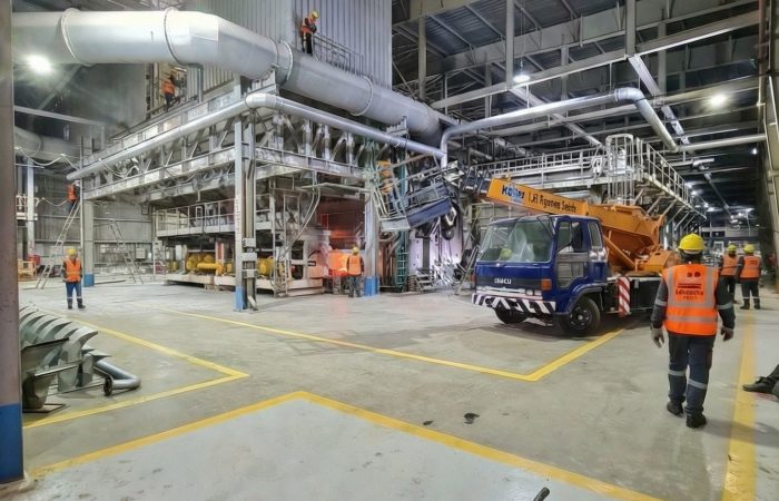 Workers_should_wear_2k_202602141453